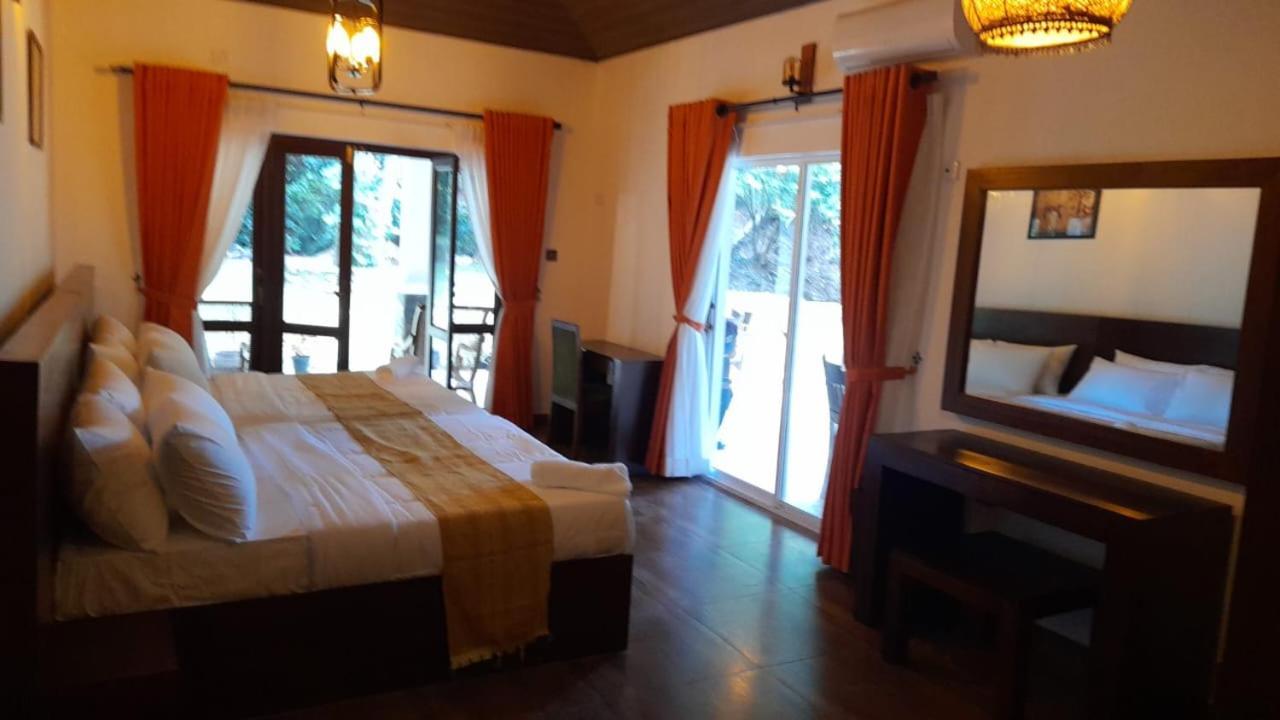 Villa D55 Kandy Exteriör bild