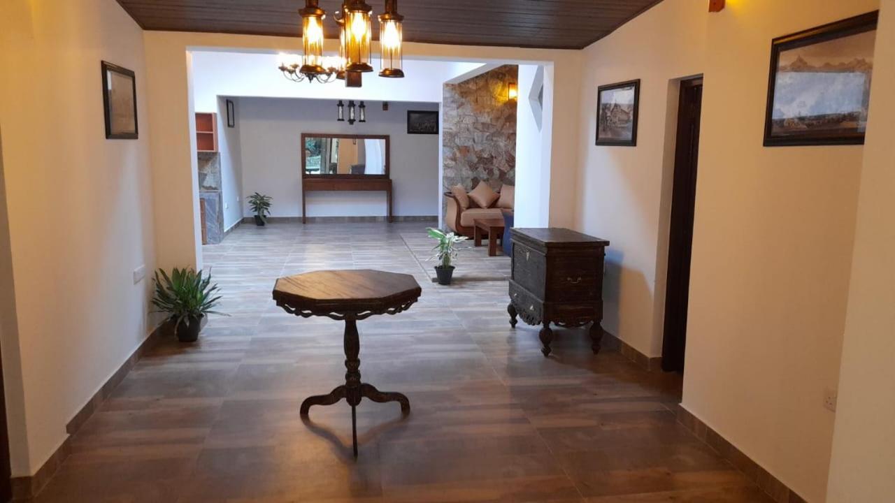 Villa D55 Kandy Exteriör bild