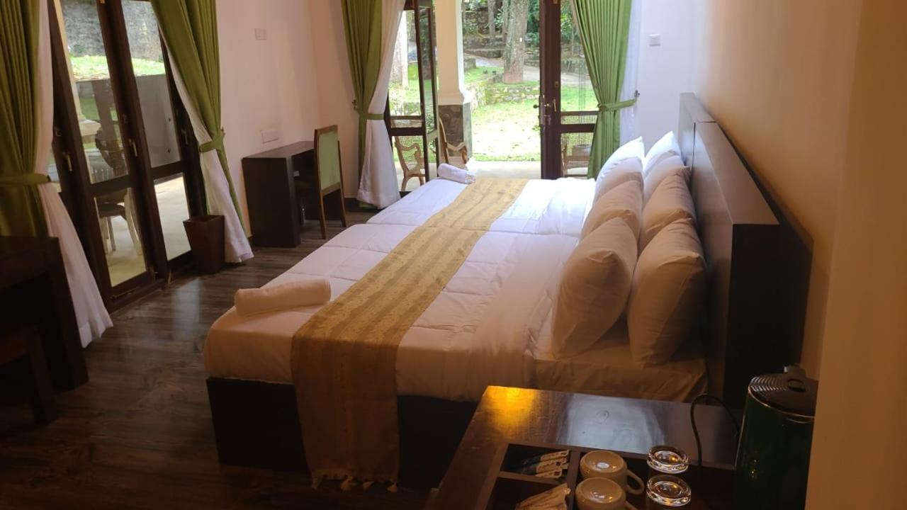 Villa D55 Kandy Exteriör bild