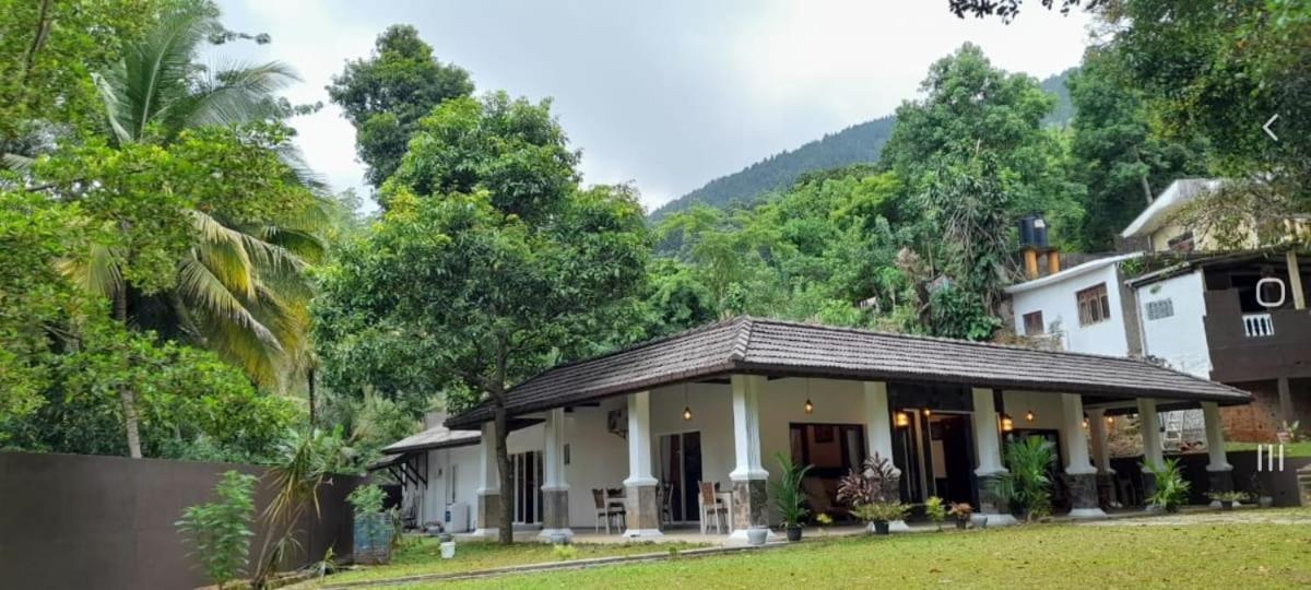 Villa D55 Kandy Exteriör bild